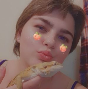 Meet your Posher, Bella